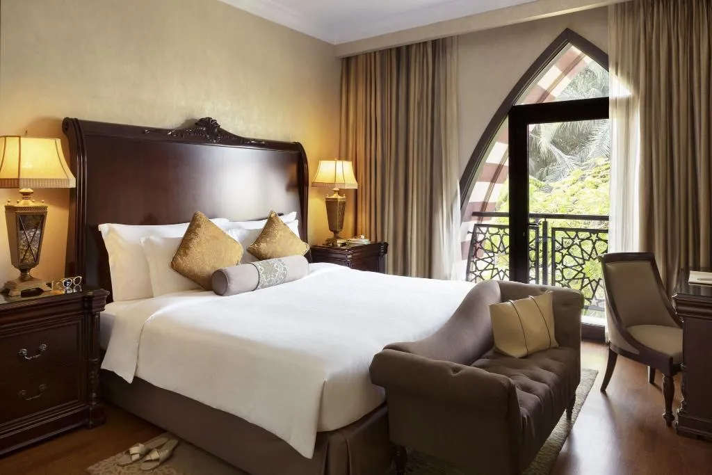 Room, Jumeirah Zabeel Saray Dubai, Dubai