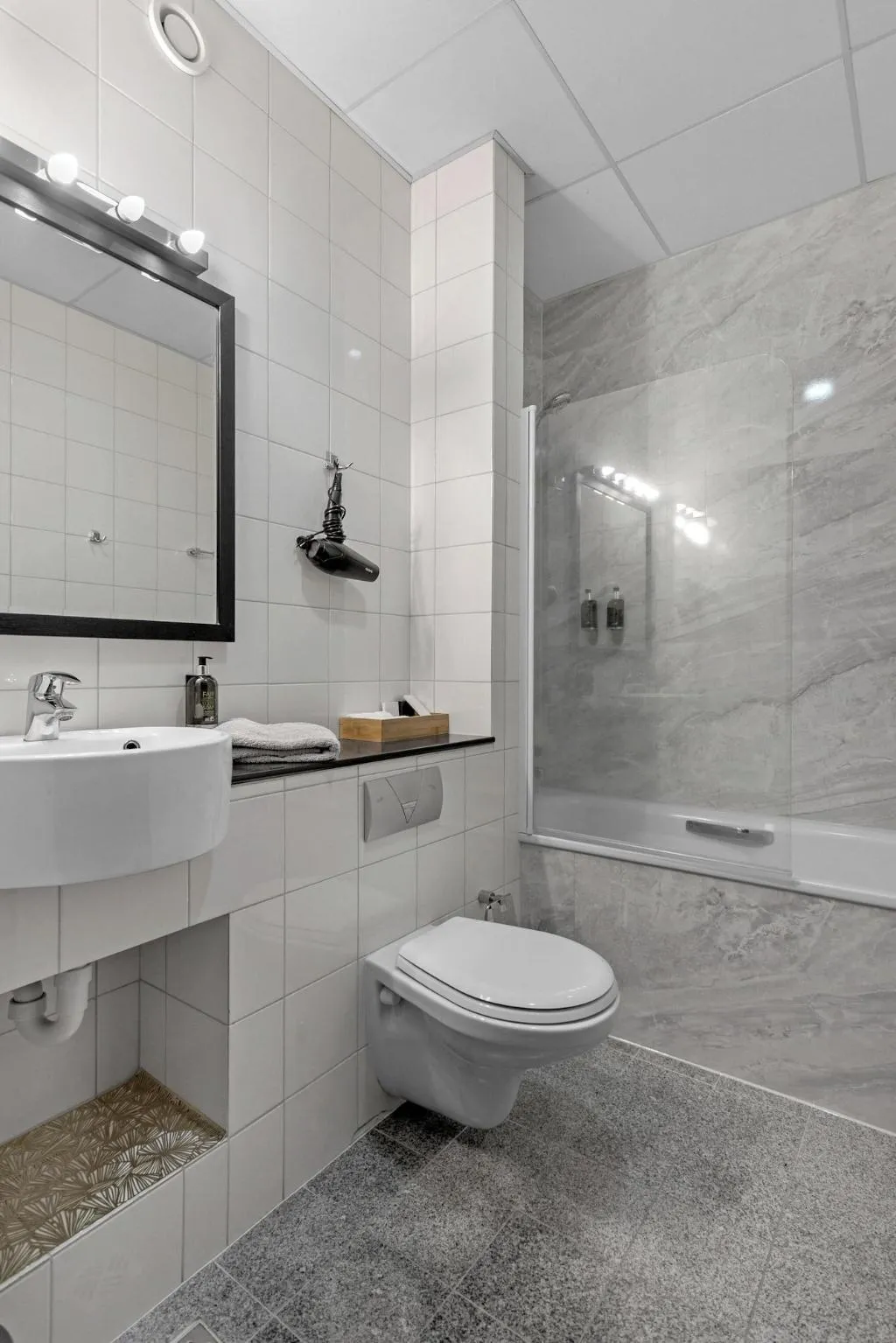 TWIN STANDARD Room, City Center Hotel, Reykjavik