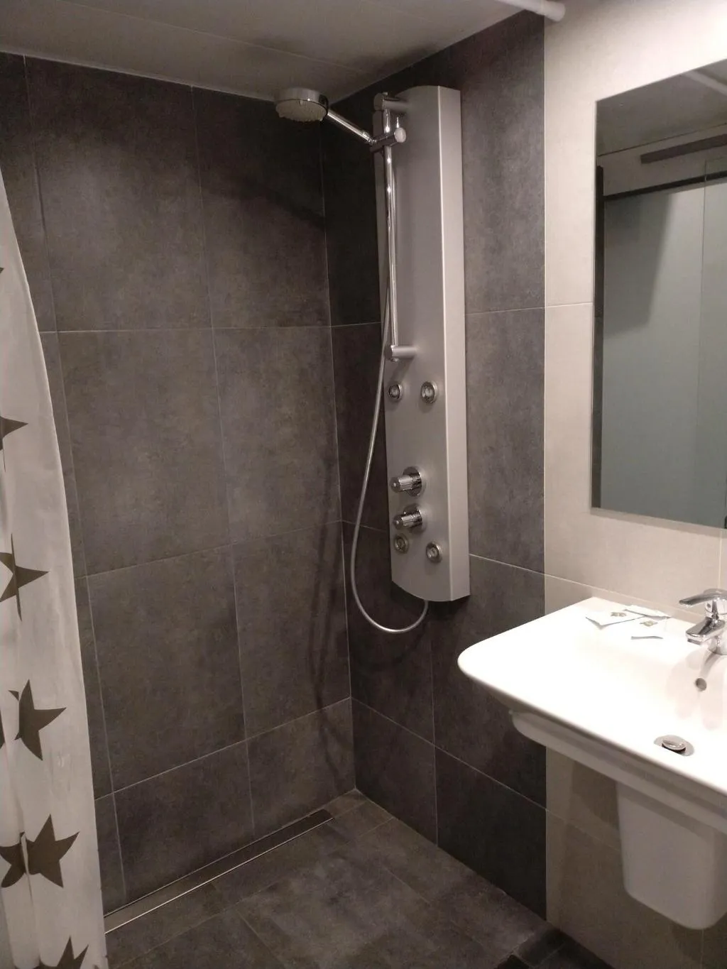 Room, Pensión Miami, Barcelona