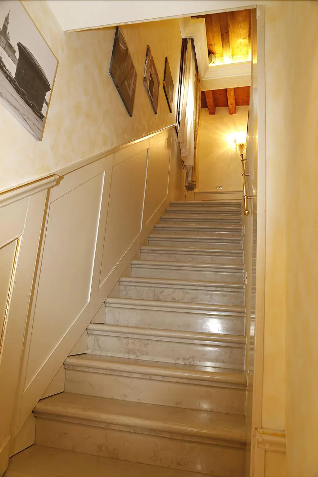 Lobby, Ca Furlan, Venice