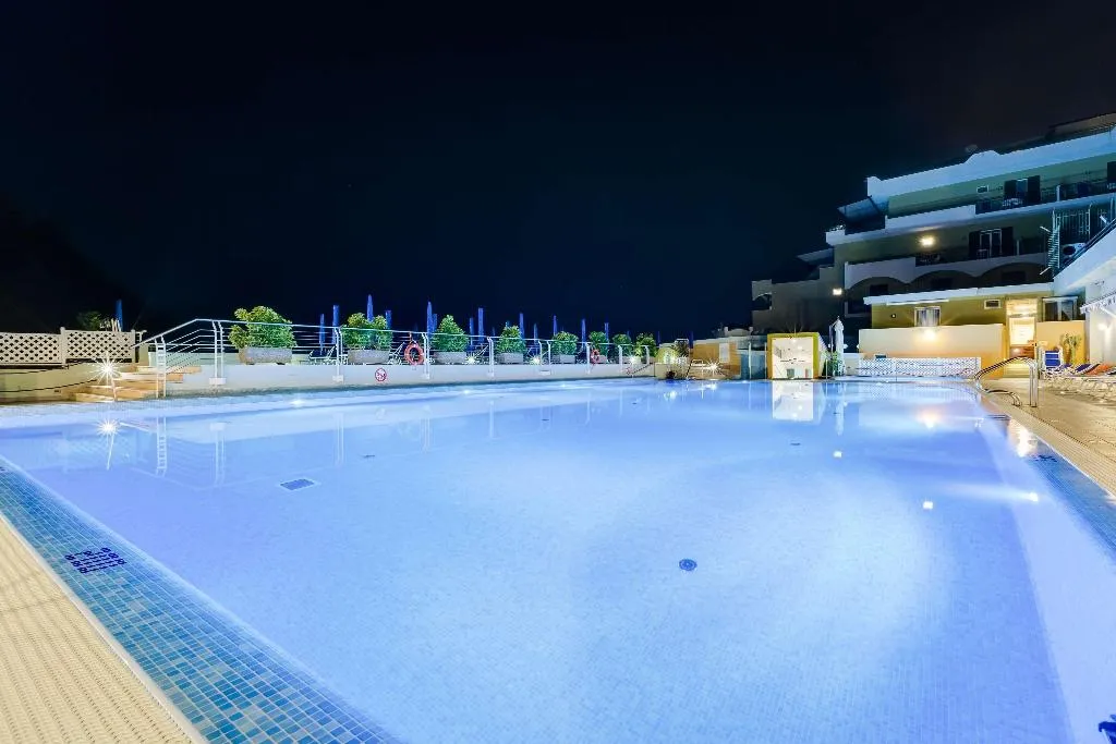Pool, Best Western Hotel La Solara, Naples