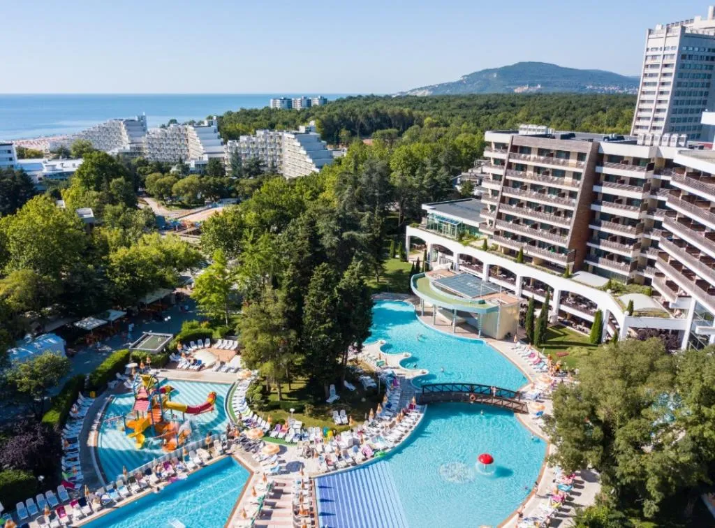Pool, Flamingo Grand Hotel & SPA, Varna