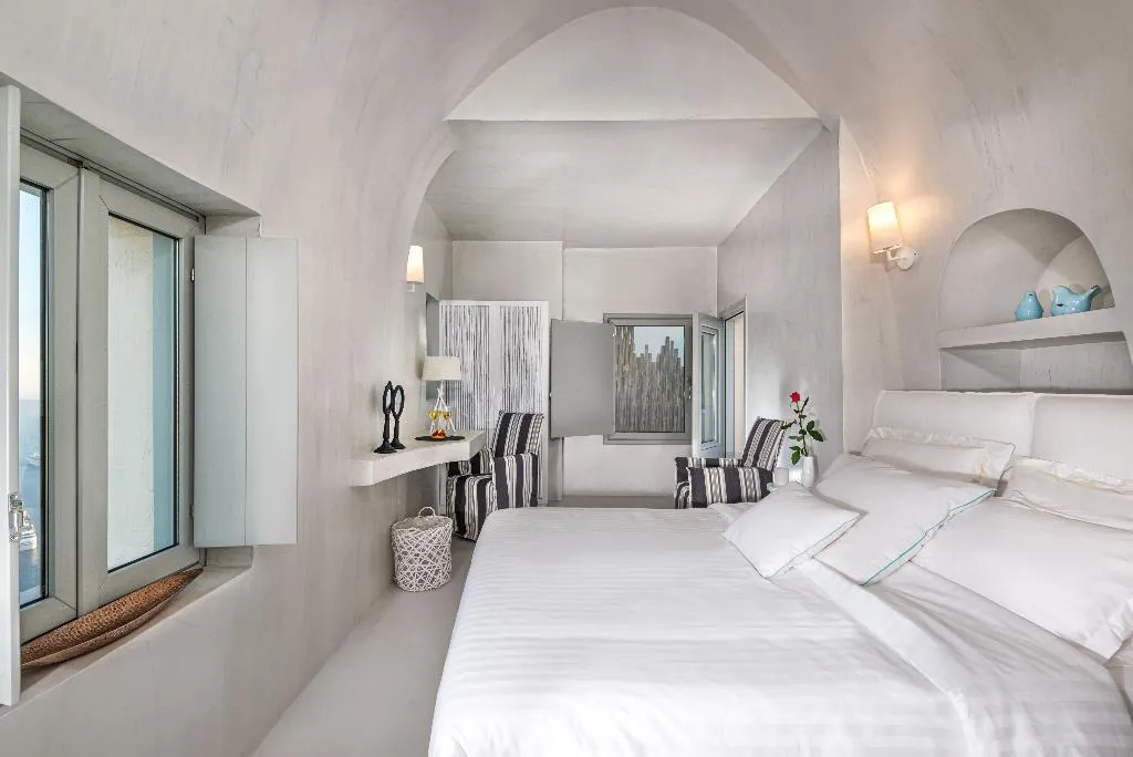 SUITE DELUXE Room, Mythical Blue Luxury Suites, Santorini