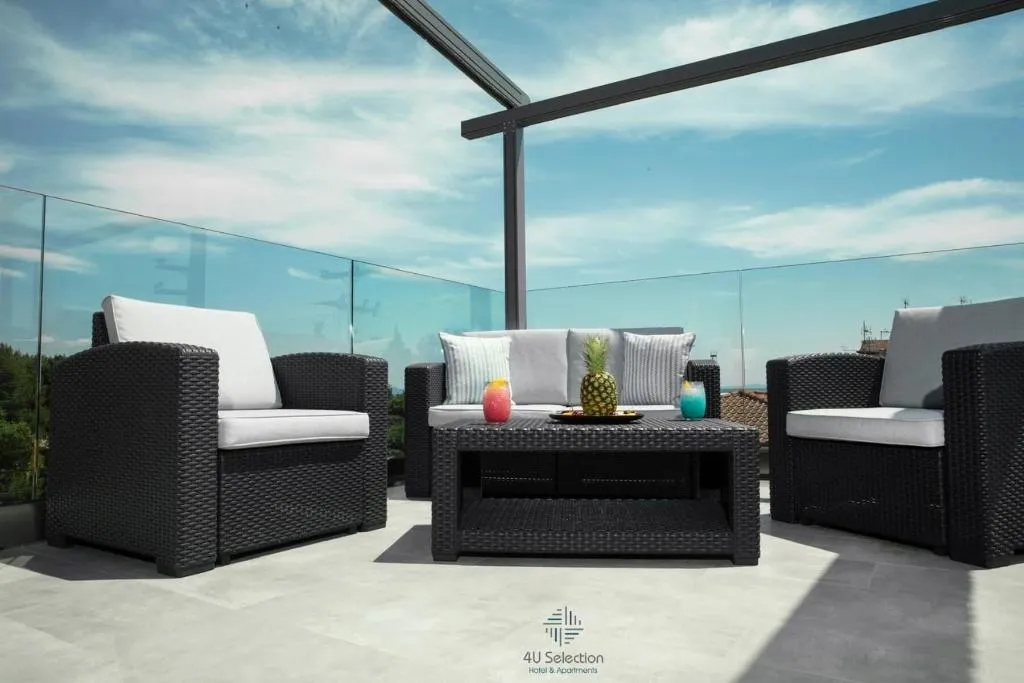 Room, 4- You Boutique, Thessaloniki