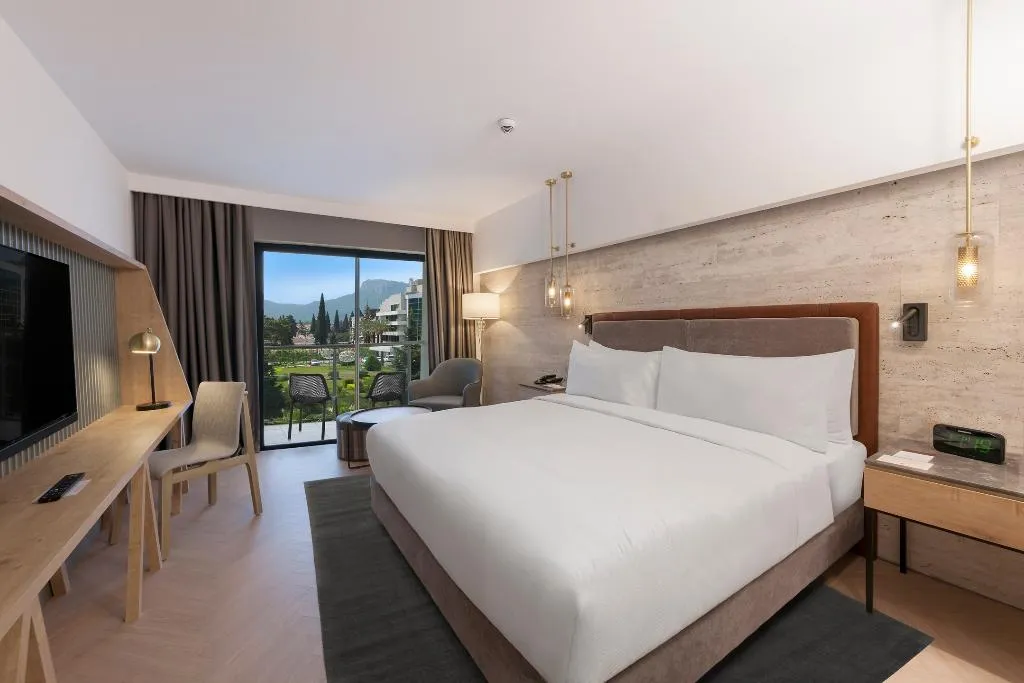 DOUBLE SUPERIOR KING BED Room, DoubleTree By Hilton Antalya Kemer, Antalya