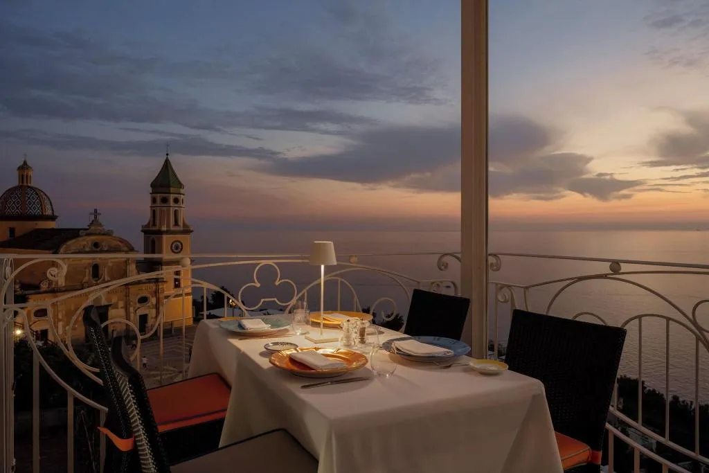Restaurant, Tramonto D'oro, Naples