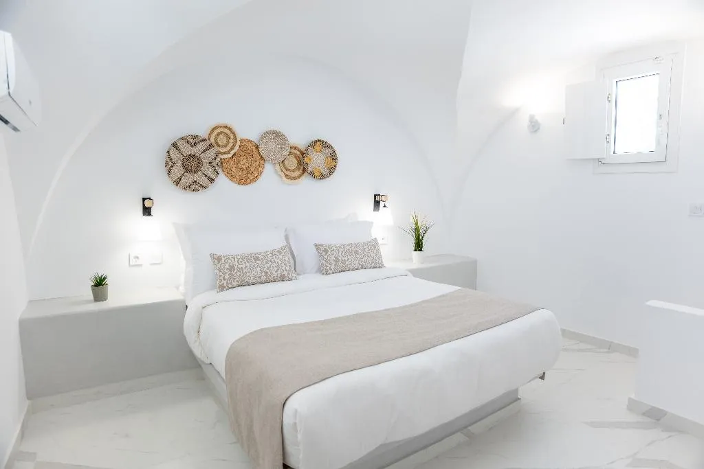 QUADRUPLE LOFT Room, Kýma Perissa, Santorini