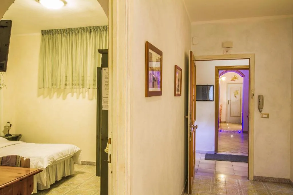 Lobby, Elisart, Alghero