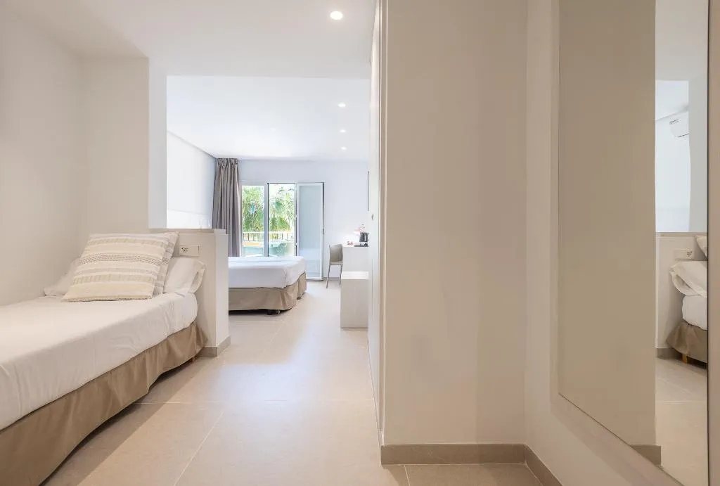 Double or Twin WITH BALCONY Room, Flor los Almendros Hotel, Majorca