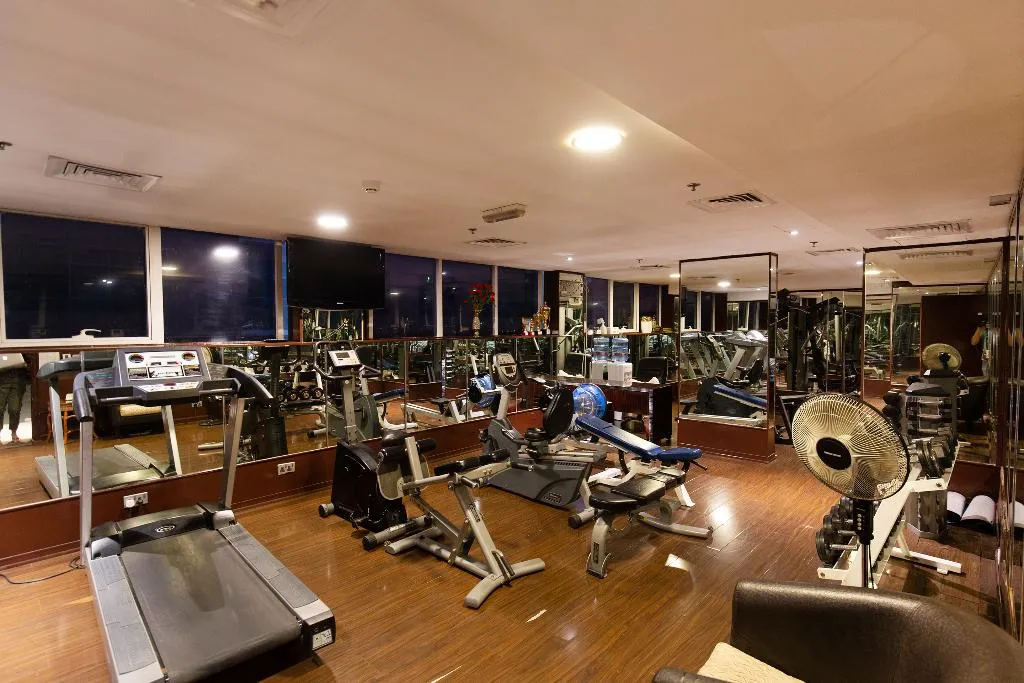 Sports and Entertainment, Smana Hotel Al Raffa, Dubai