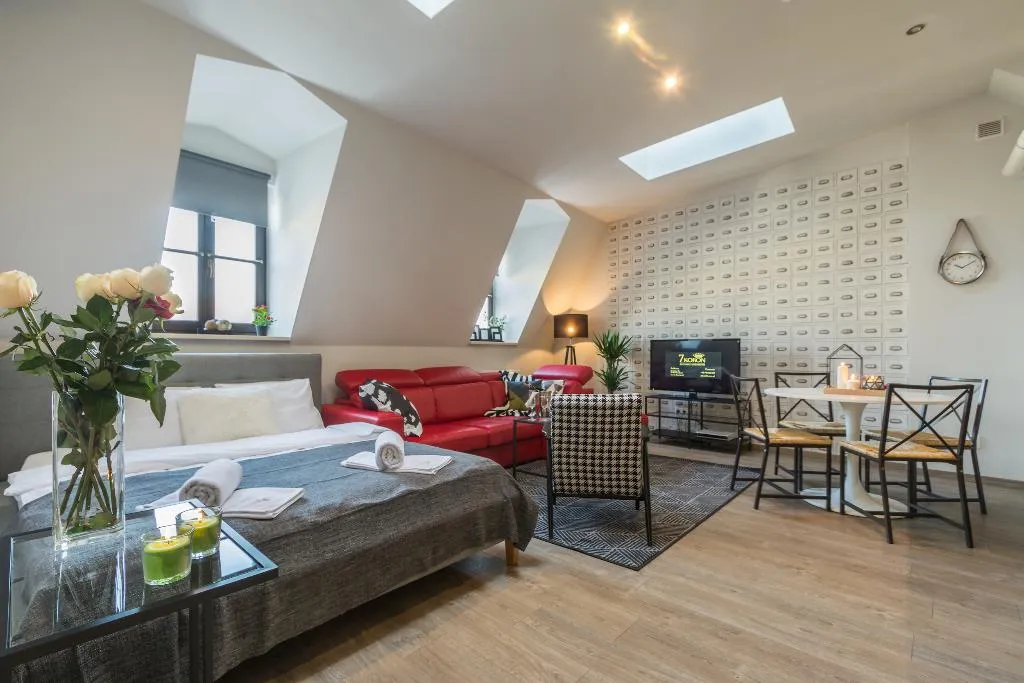 STUDIO STANDARD Room, 7 Koron Apartments, Krakow