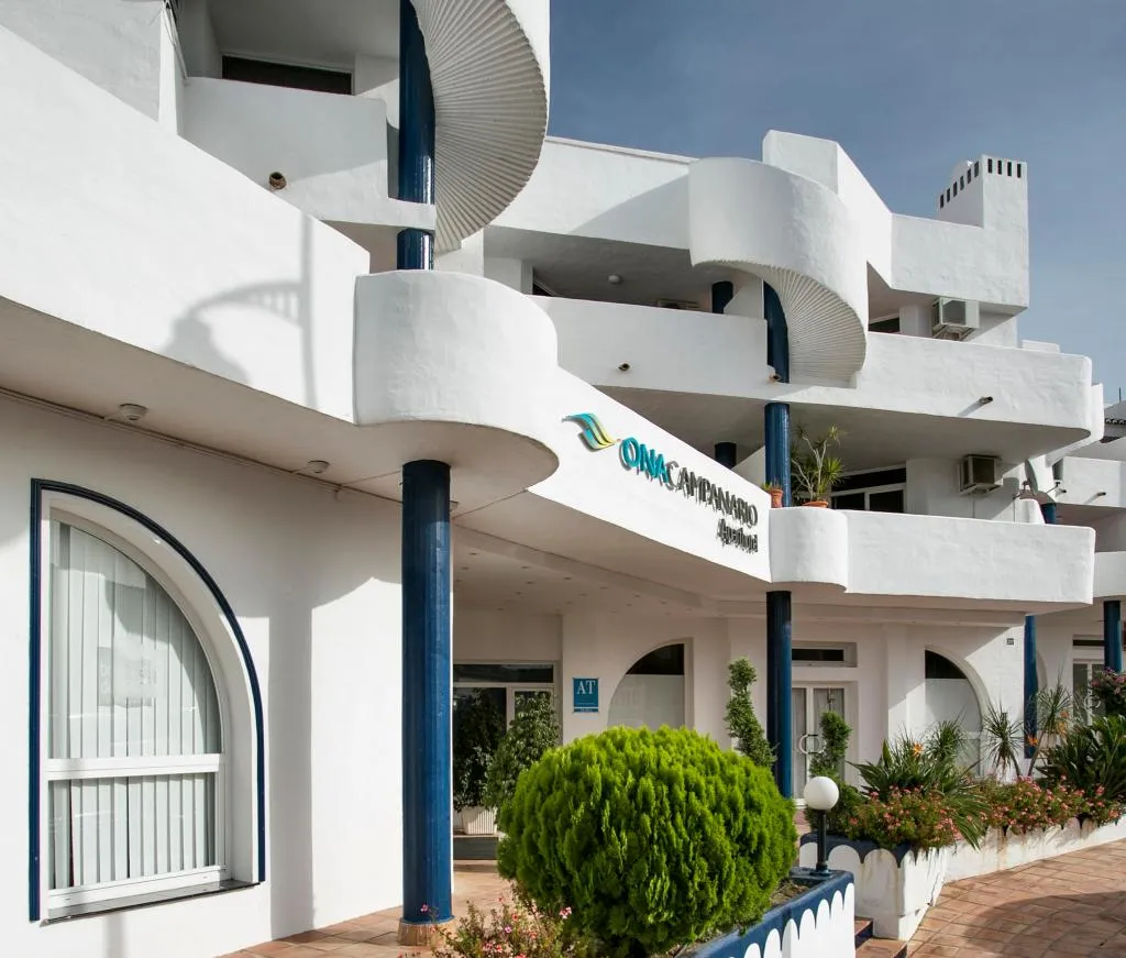 Sports and Entertainment, Ona Campanario, Costa Del Sol