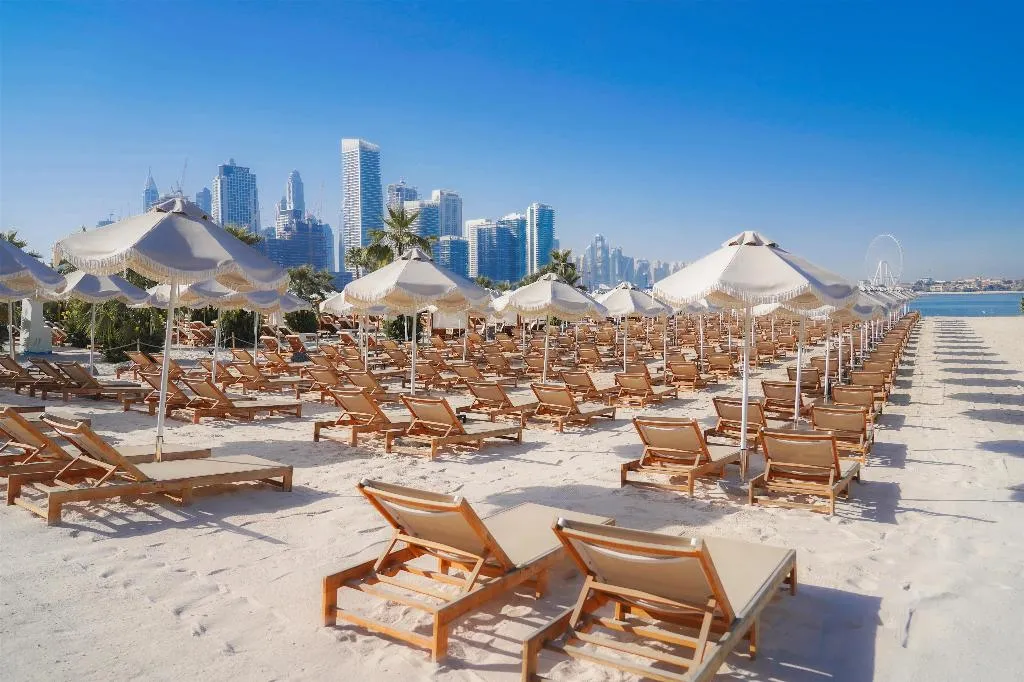 Beach, NH Collection Dubai The Palm, Dubai