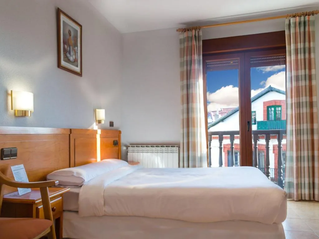 Room, Hostal La Maya, Madrid