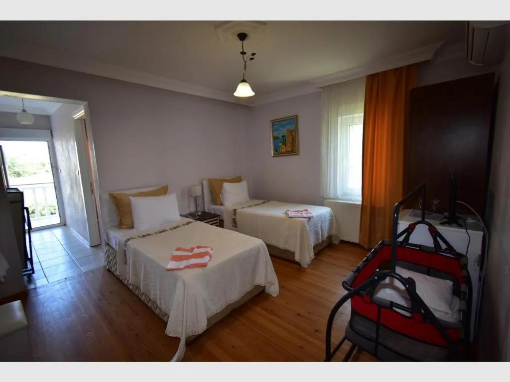FAMILY ROOM STANDARD Room, Cunda Aşiyan Otel, Izmir