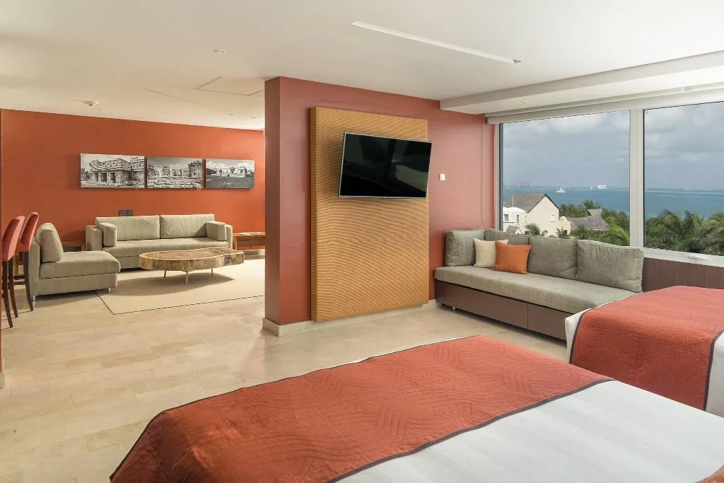 SUITE DELUXE Room, InterContinental Presidente Cancun Resort, Cancun Area