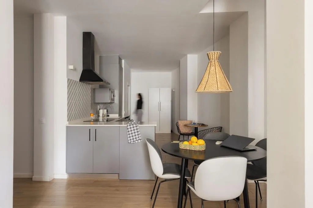 Room, Apartamentos Lã­bere Valencia Jardã­n Botã¡nico, Valencia