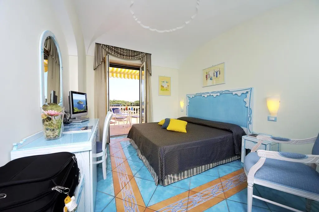 Room, Bellevue Benessere & Relax, Naples