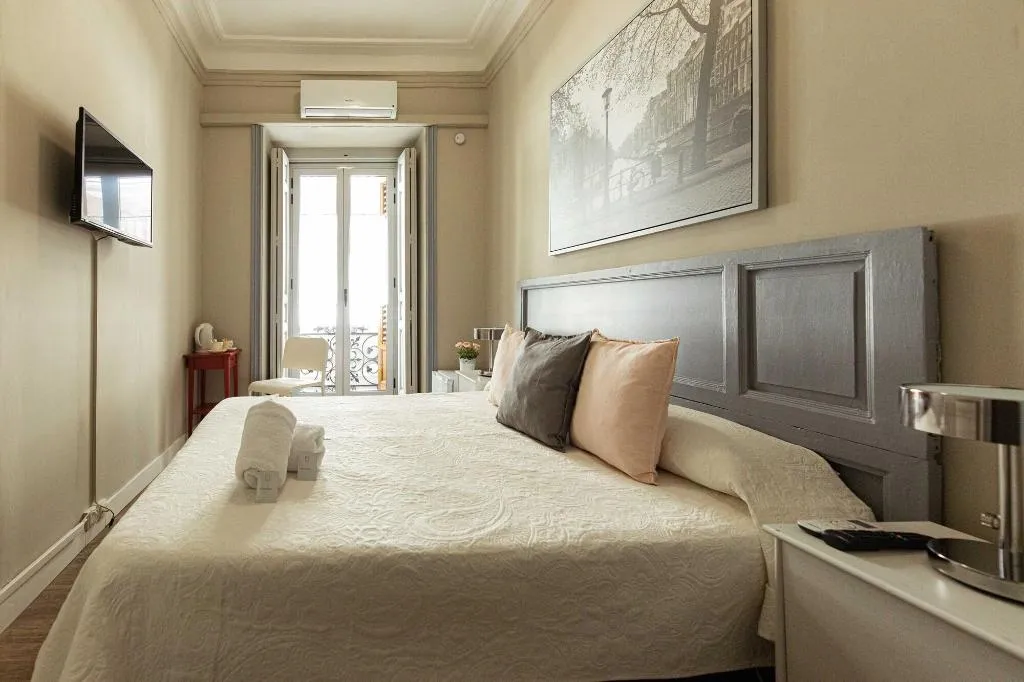 Room, El Hostall, Madrid