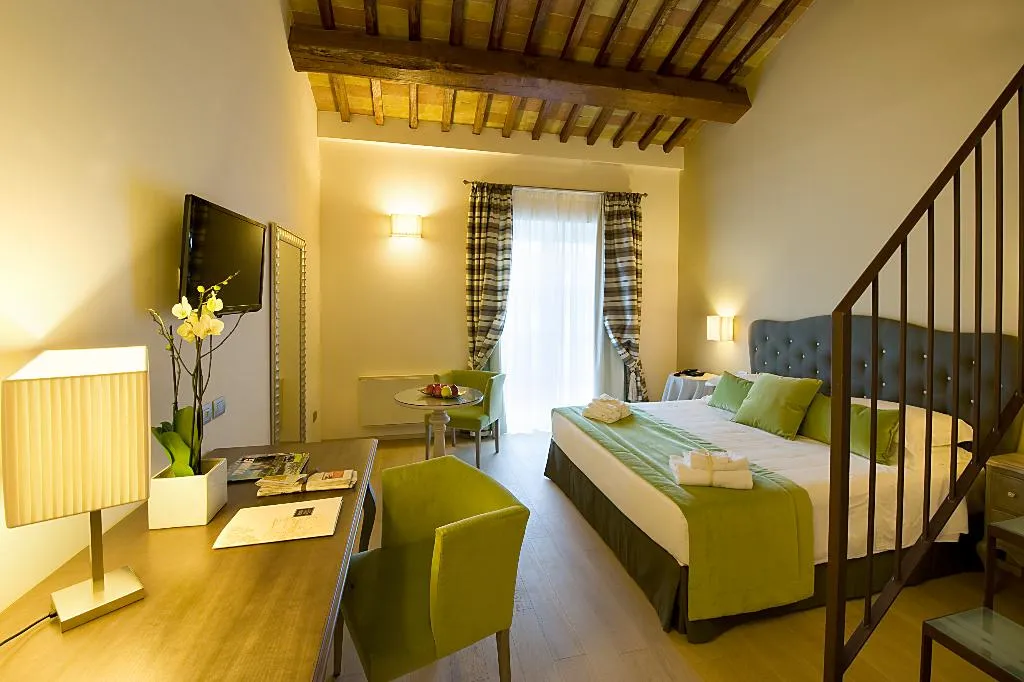 FAMILY ROOM STANDARD Room, Relais dell Olmo, Perugia