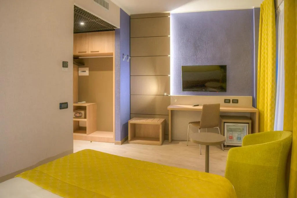 SINGLE SUPERIOR Room, Cardano Hotel Malpensa, Milan