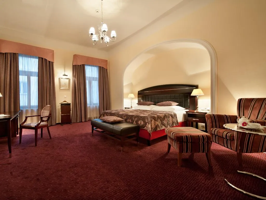 JUNIOR SUITE STANDARD Room, EA Hotel Embassy Prague, Prague
