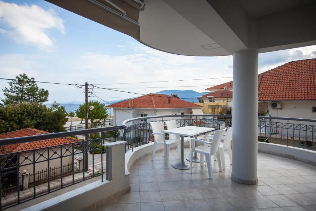 FAMILY ROOM CLASSIC Room, Villa Amalia Sun Beach, Thessaloniki