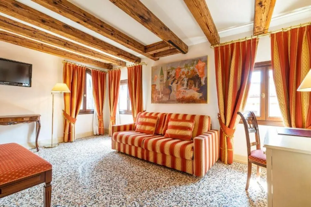 Room, Bella Venezia, Venice