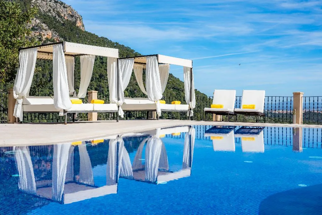 Pool, Finca Albellons, Majorca