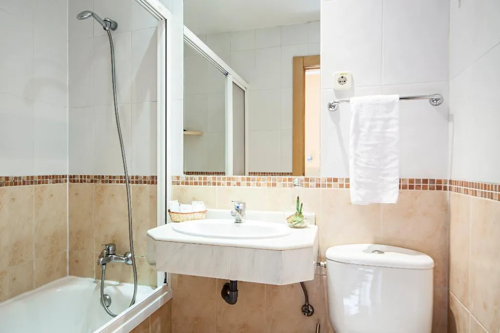 TRIPLE STANDARD Room, INTER Puerta del Sol, Madrid