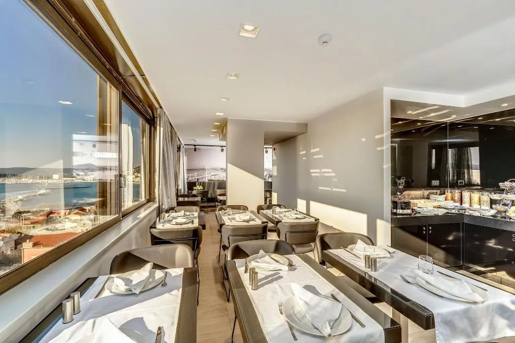 Restaurant, The View Luxury Rooms, Split