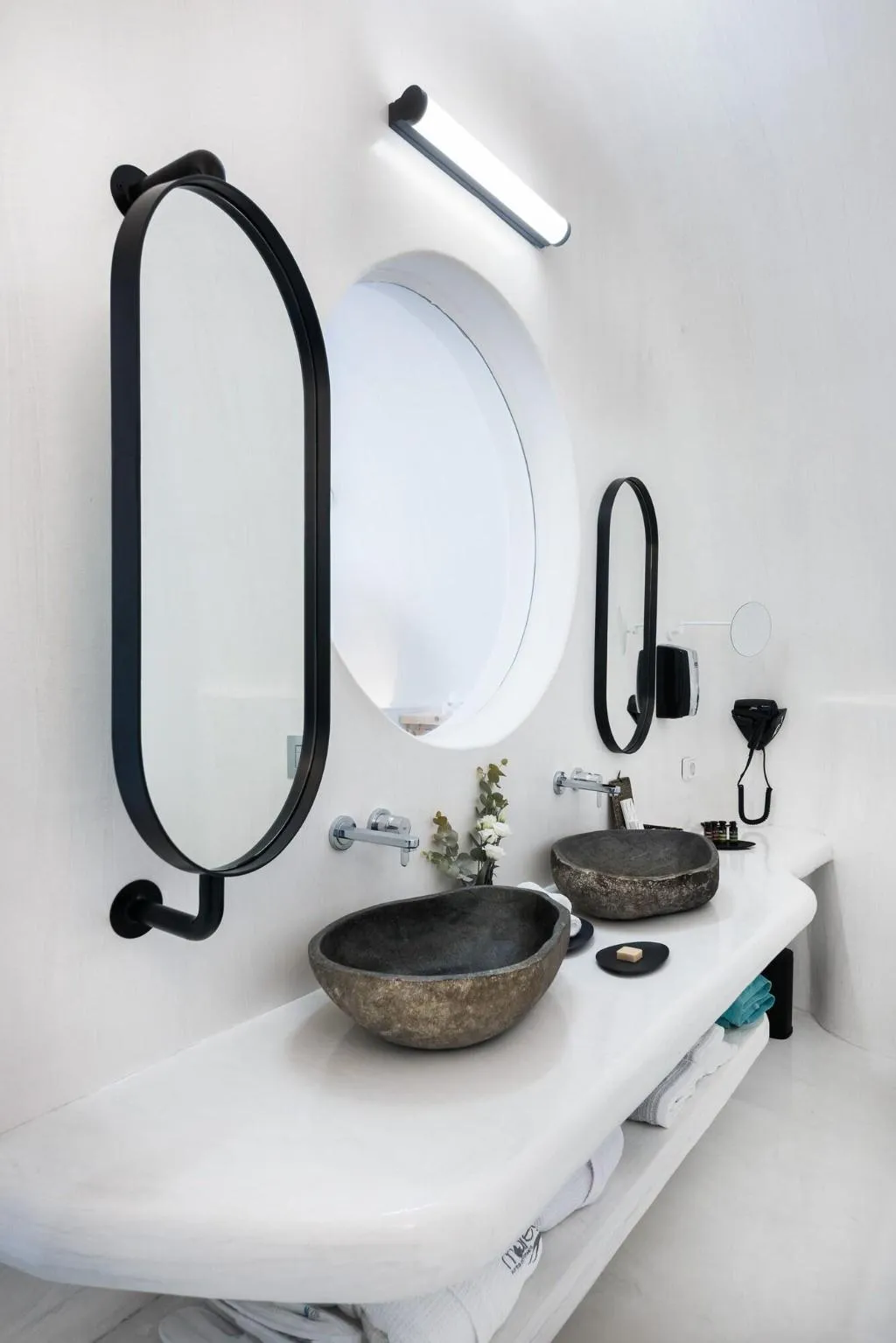 Room, Maregio Suites, Santorini