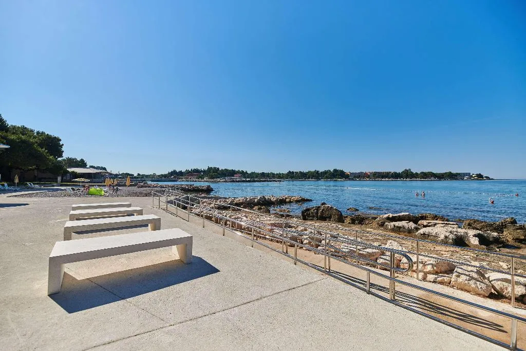 Beach, Apartments Stella Plava Laguna, Istria