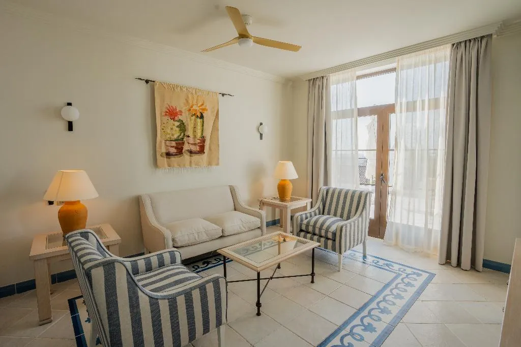 JUNIOR SUITE CLUB Room, Hotel LIVVO Volcan Lanzarote, Lanzarote