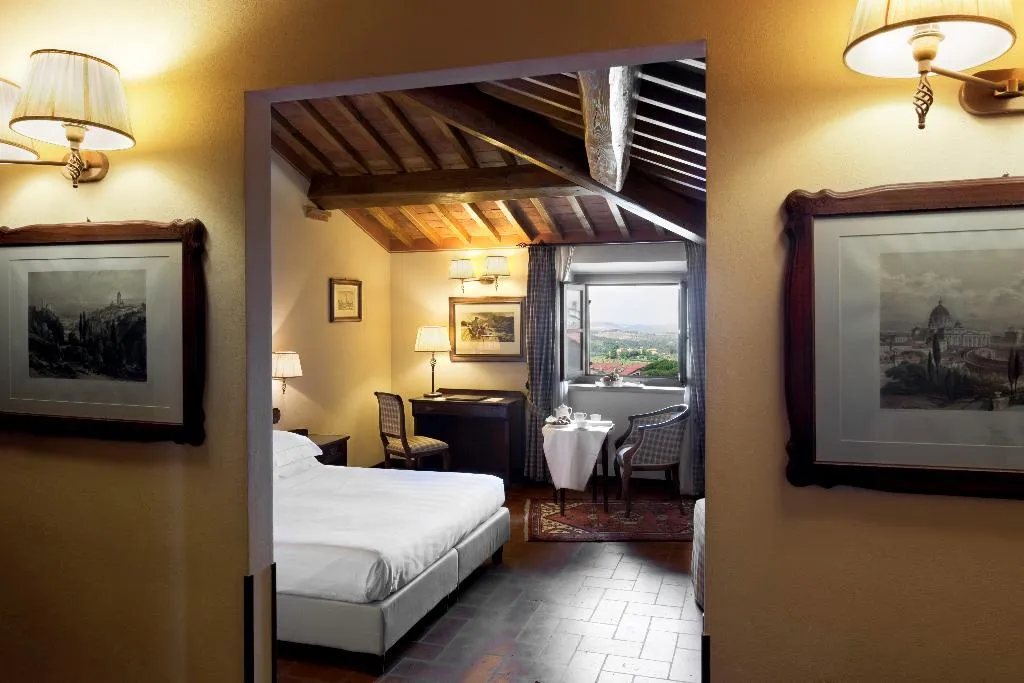 DOUBLE SUPERIOR Room, Palazzo Mannaioni Toscana, Florence