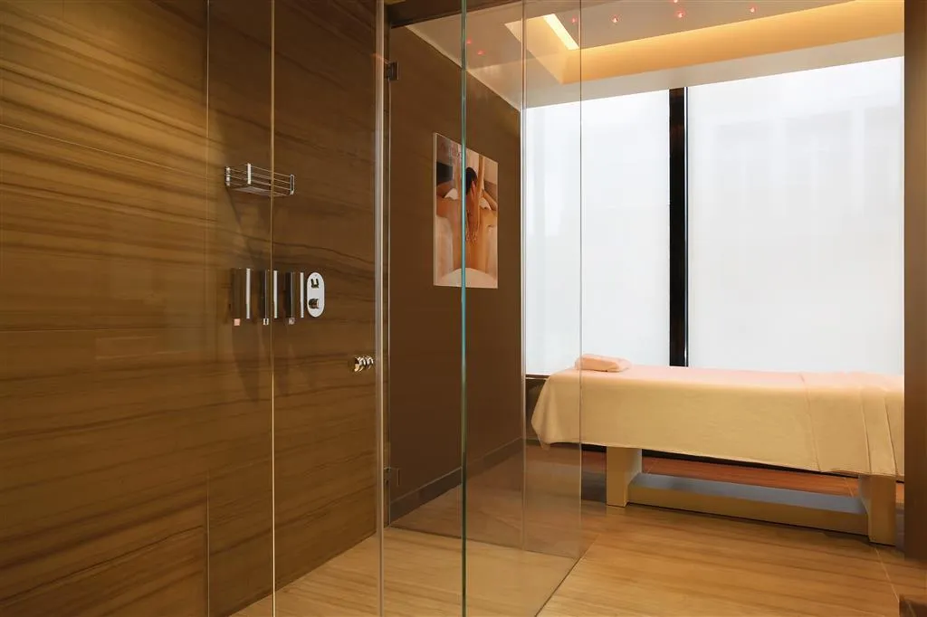 Sports and Entertainment, Excelsior Hotel Gallia, a Luxury Collection Hotel, Milan