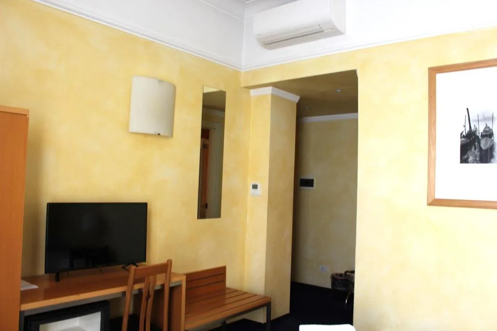 TWIN STANDARD Room, Club Hotel Milan, Milan
