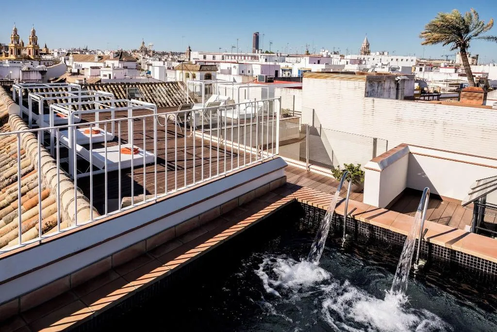 Pool, CoolRooms Palacio Villapanes 5 GL, Seville