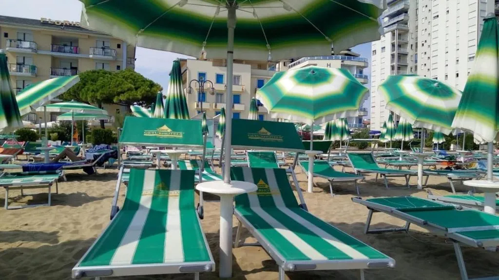 Sports and Entertainment, Hotel Maxiheron, Venice