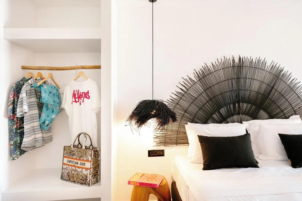 Room, Gazelle Living, Santorini