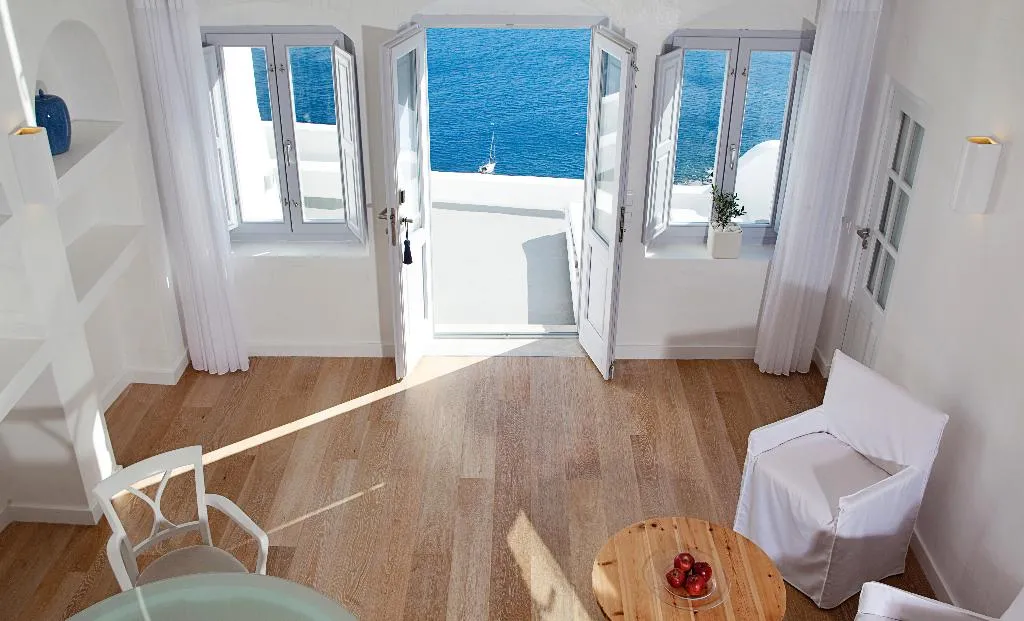 SUITE WITH JACUZZI Room, Katikies Santorini -Pelagos House, Santorini