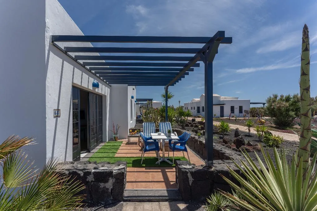 VILLA SEA VIEW TWO BEDROOMS Room, Vik  Coral Beach, Lanzarote
