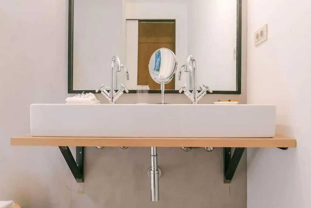 Room, Margot House, Barcelona
