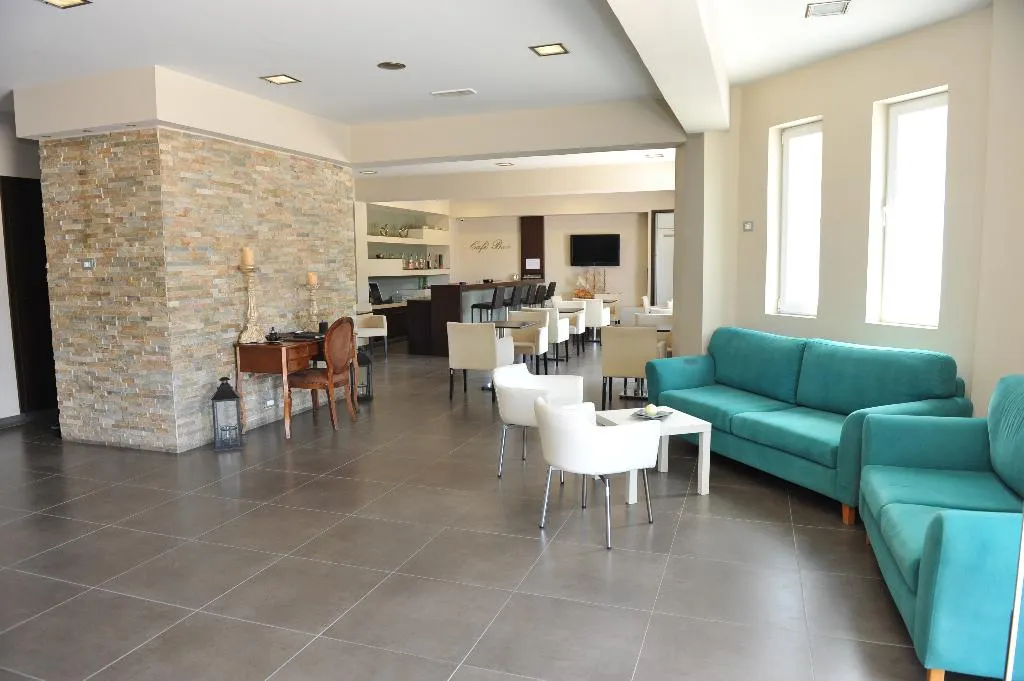 Lobby, Maritime, Rhodes