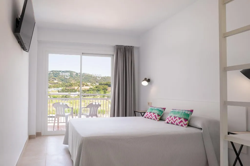SINGLE STANDARD Room, htop Olympic, Costa Brava