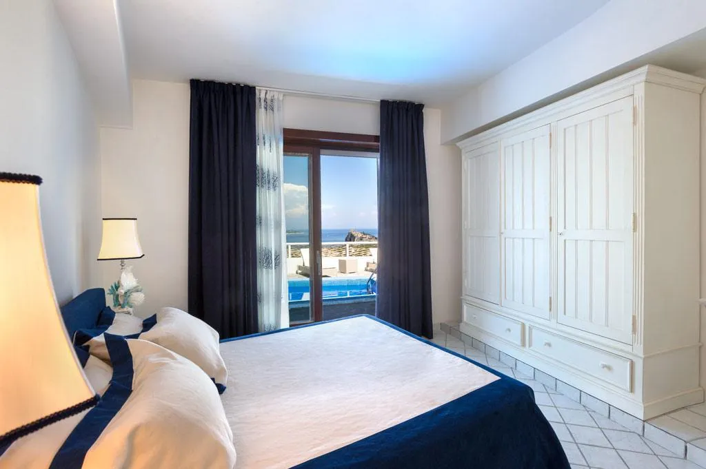 SUITE SEA VIEW Room, Relais Bijoux, Naples