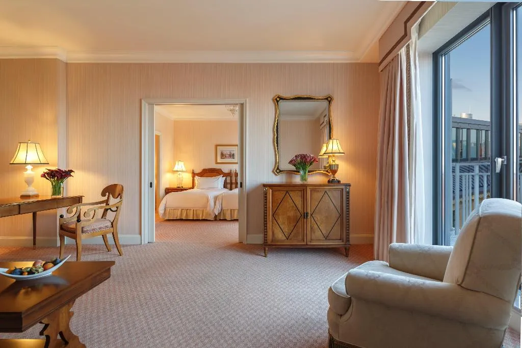 Room, Regent Berlin, Berlin