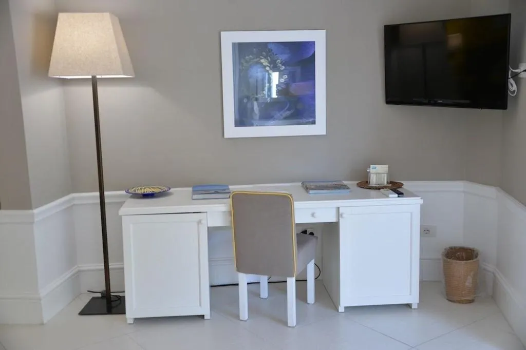 JUNIOR SUITE WITH VIEWS Room, Della Piccola Marina, Naples