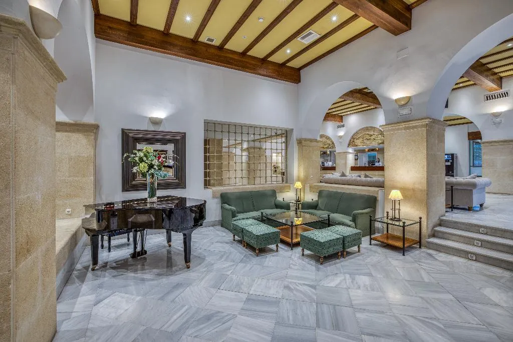 Lobby, AZZ Guadacorte Campo de Gibraltar, Costa De La Luz