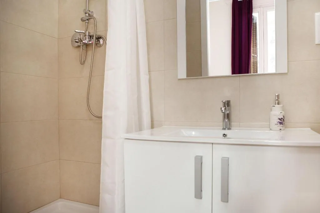 Room, Jardinets Guest House, Barcelona